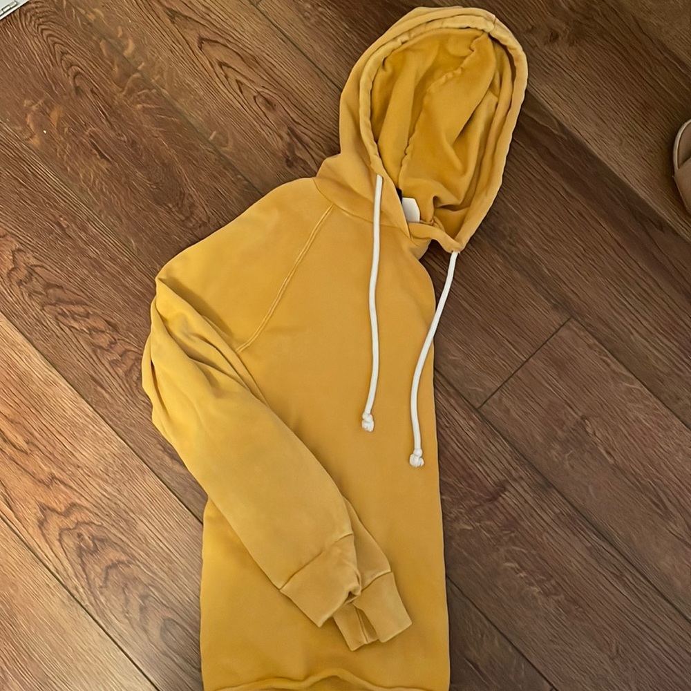 Cropped lightweight hoodie